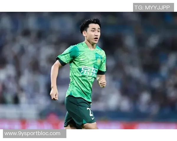 国安球迷机场送别塞蒂恩张源泪洒离别情深